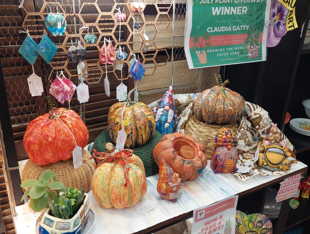 Unique Acrylic Pumpkins: Perfect for Indoor and Outdoor&nbsp;Decor